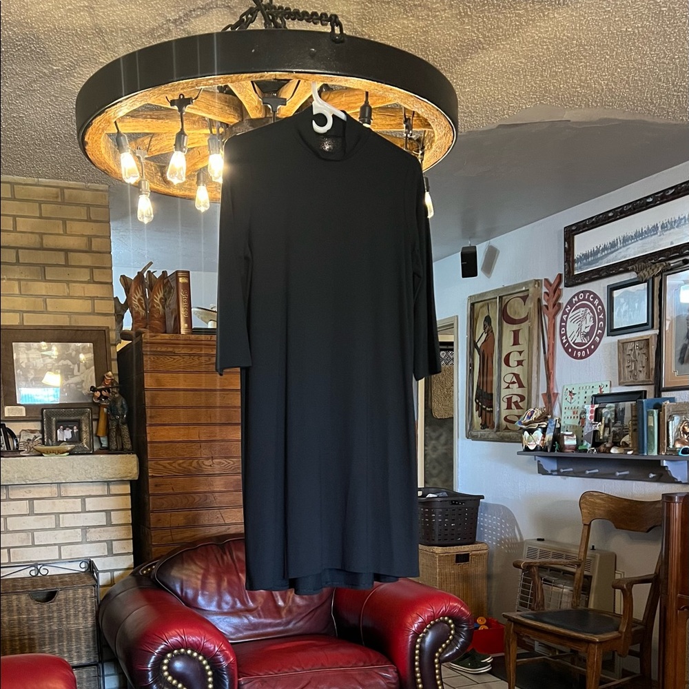 jjill Wearever Black Knee Length Dress